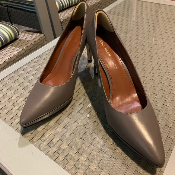 Heels - Picture 5 of 5